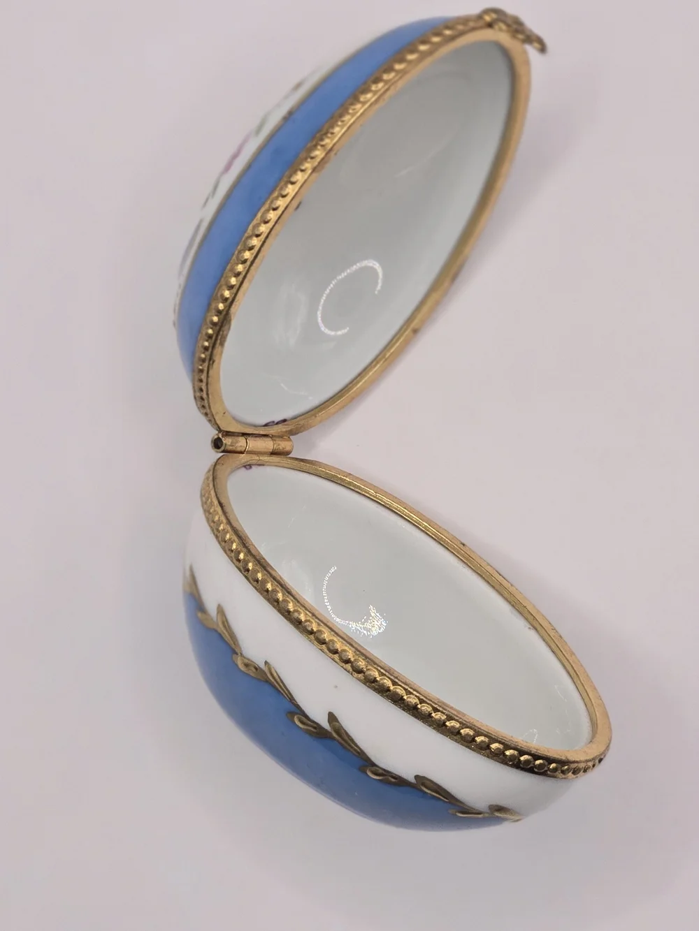 Limoges France Paris Style Porcelain Trinket Box Hand Decorated Floral Blue Gold